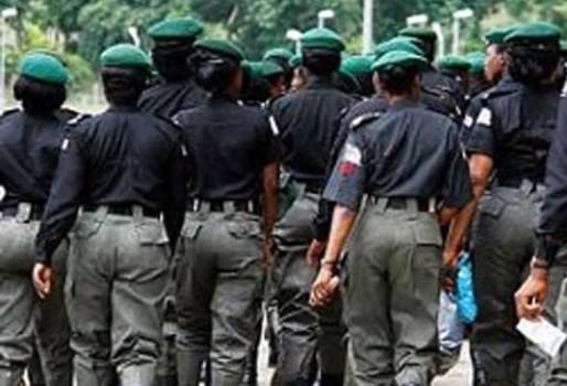 Unmarried policewomen can't get pregnant - Court