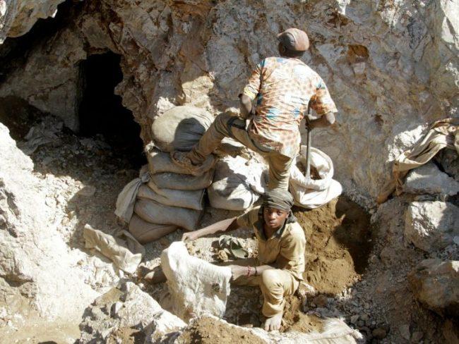 50 die as goldmine collapses in East Congo