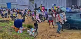 NEMA officials flee as hoodlums loot relief materials in llorin
