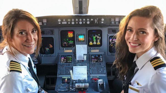 Donna and Suzy Garrett of SkyWest Airlines