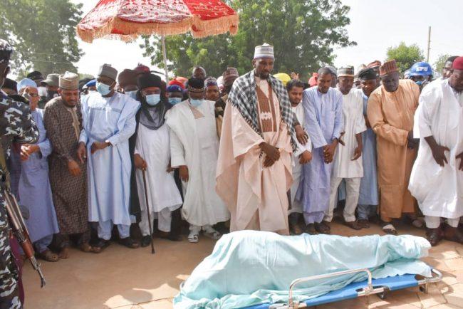 Bauchi governor attends funeral of Ali Kwara, condoles Katagum emirate
