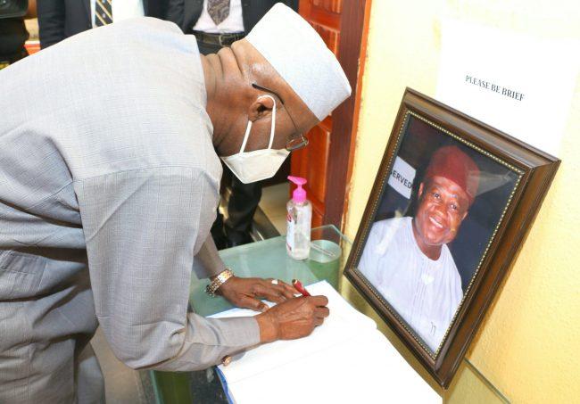 Nda-Isaiah: Police minister pays condolence visit to Leadership newspaper