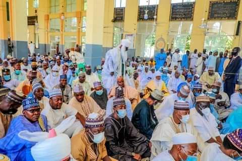 Buhari wishes daughter of Villa CSO, husband happy married life