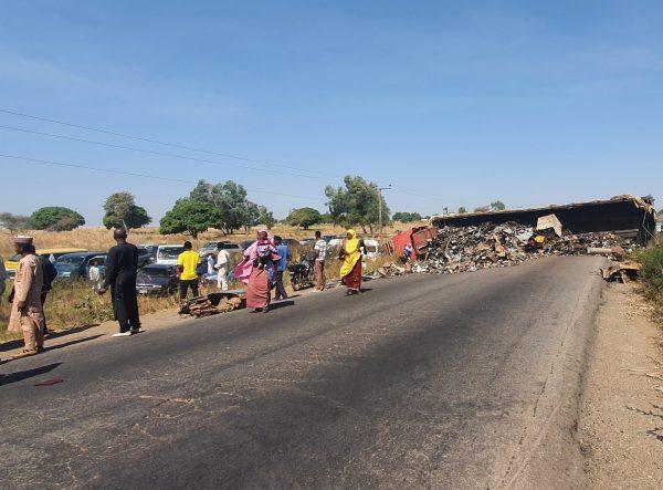 Truck crashes on Abuja highway