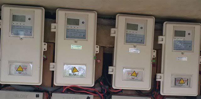 FG vows to punish DisCos selling pre-paid meters