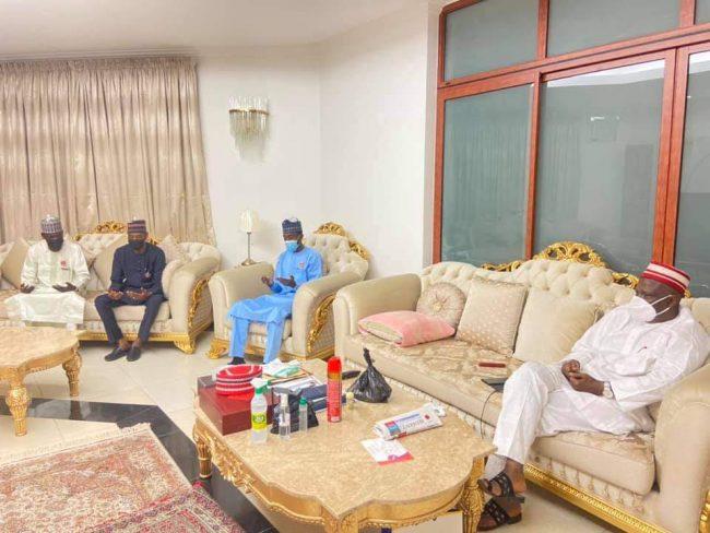 Buhari's aides visit Kwankwaso