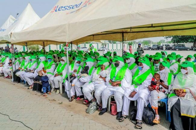 Ganduje inaugurates 2,000 Covid-19 marshals in Kano
