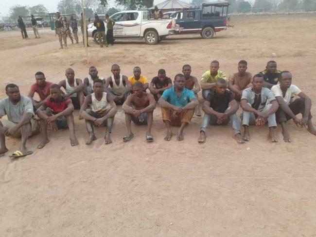 Troops arrest 17 bandits, rescue 19 kidnapped victims
