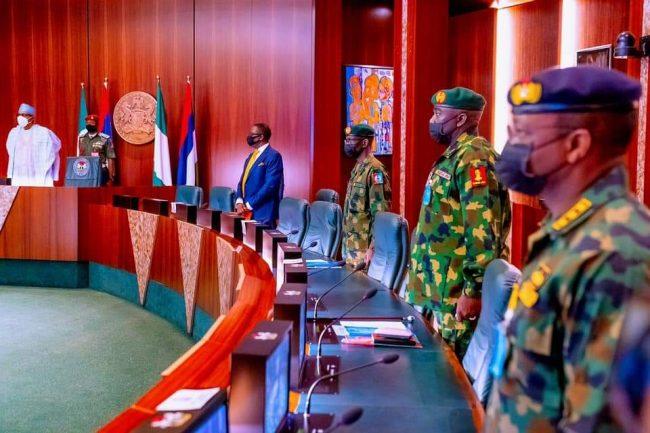 Buhari orders security chiefs to crush bandits, collaborators