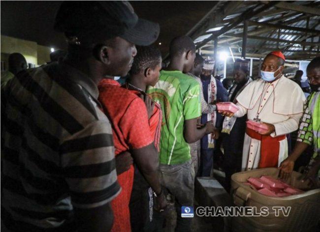 Ramadan: Cardinal Onaiyekan shares meals to Muslims