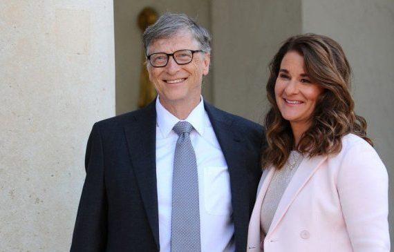 Bill and Melinda Gates agreed 'separation contract' before announcing divorce