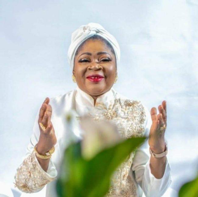 Speaker Gbajabiamila celebrates ace musician Queen Salawa Abeni at 60