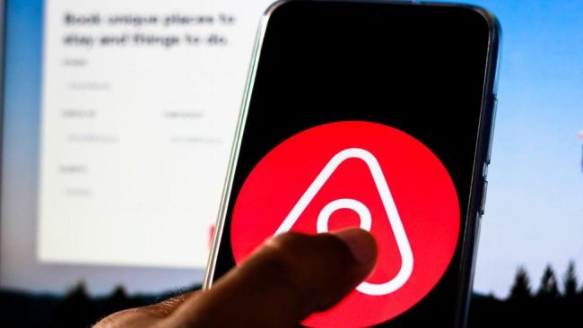 Airbnb pays tourist $7m after 'rape at knifepoint'