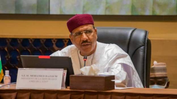 Niger will work with Nigeria to defeat insurgents - Bazoum