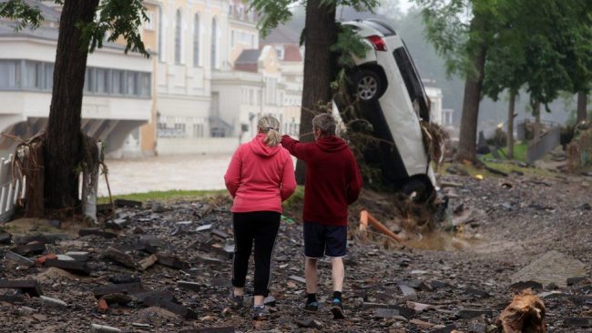 Europe floods: 120 dead and hundreds unaccounted for