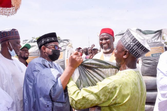 Bauchi gov launches farming season, announces subsidy of N500 per fertilizer bag