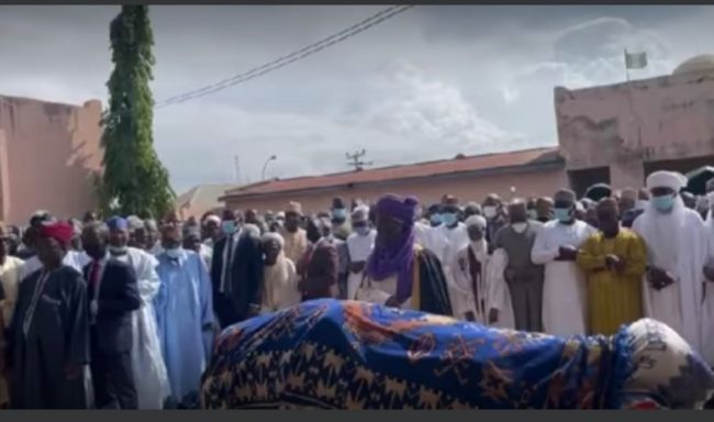 Kwara governor, speaker, Etsu Nupe, others attend Lafiagi emir's burial