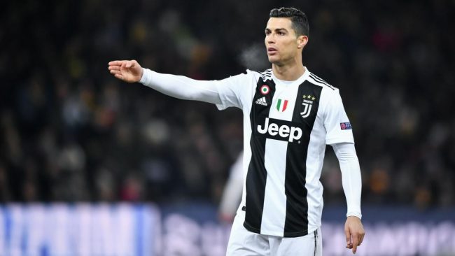 Juventus face £275m losses, plan share sales to raise cash