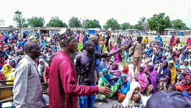 Zulum visits Marte, supports returnees with food