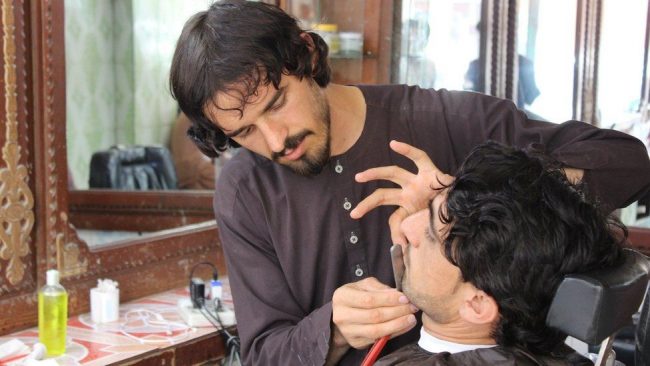 Afghanistan: Taliban ban barbers from trimming beards