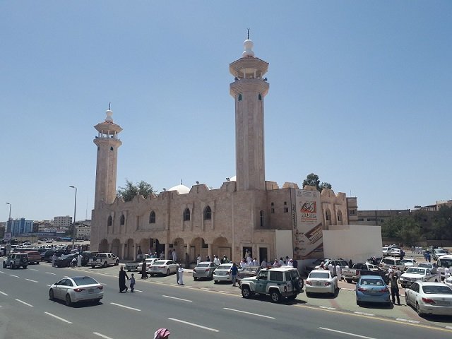 Court jails 22 Saudis who prevented imam from performing Friday sermon