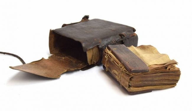 Bible, crosses, imperial shield looted by British forces handed to Ethiopia