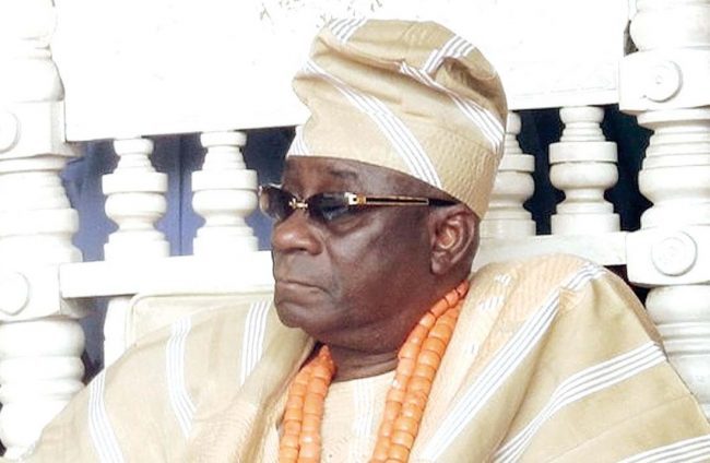 Gbajabiamila salutes Oba of Lagos Rilwanu Akiolu at 78