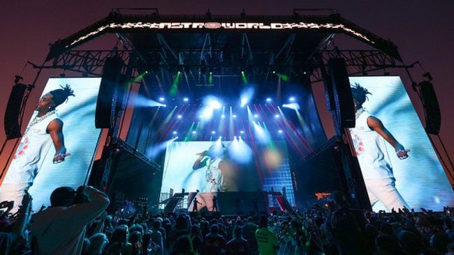 8 killed after crowd surge at US music festival