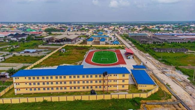 Sanwo-Olu inaugurates18-classroom school, recreational facilities in Elemoro