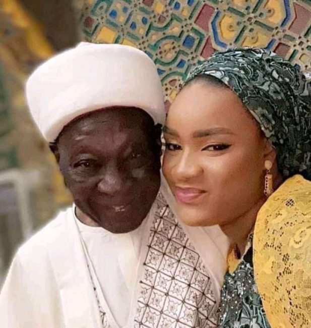 90-year-old Daura emir takes 20-year-old bride, pays N1m dowry
