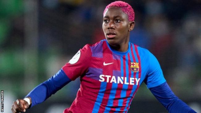 Asisat Oshoala: Nigeria forward signs new Barcelona contract