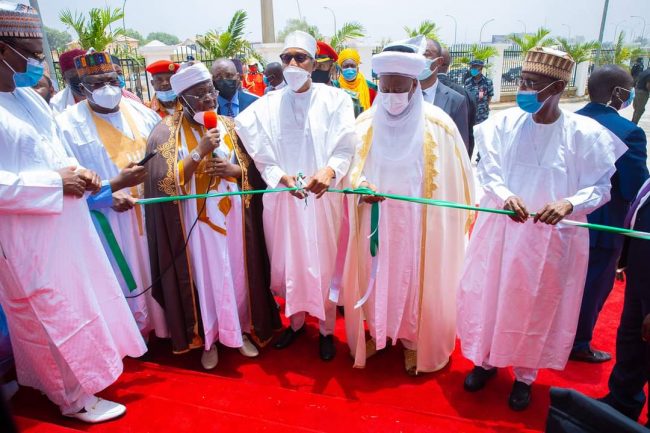 Buhari opens new Izala mosque in FCT
