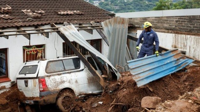 South African military deploys 10,000 troops to flood zone