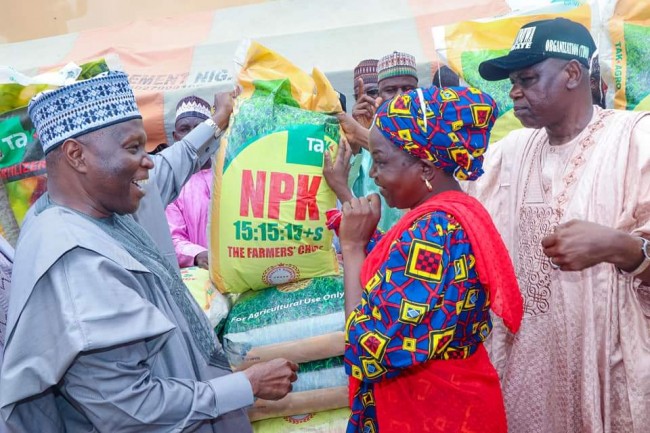 Gombe gov flags off sales of subsidised fertilizer for 2022 farming season