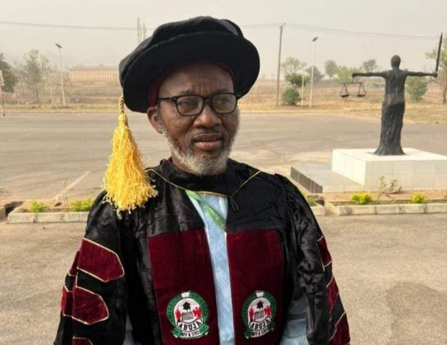 Kwara gov congratulates Offa-born law scholar on professorial rank