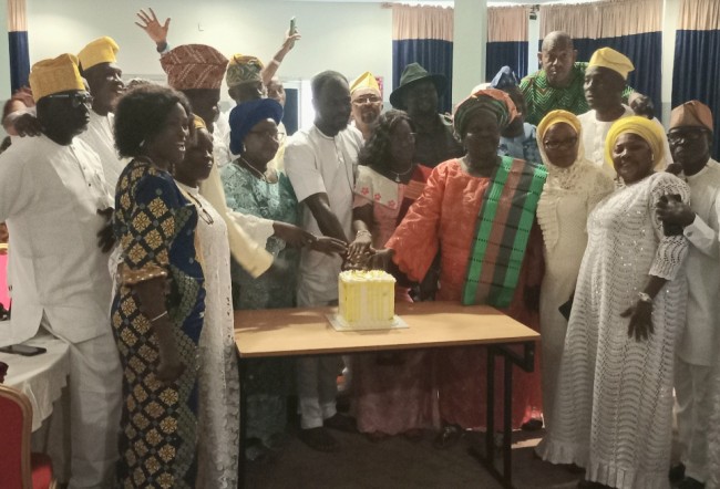 30 years reunion: AfroGramms alumni renovate classroom, plant trees, dole cash to teachers
