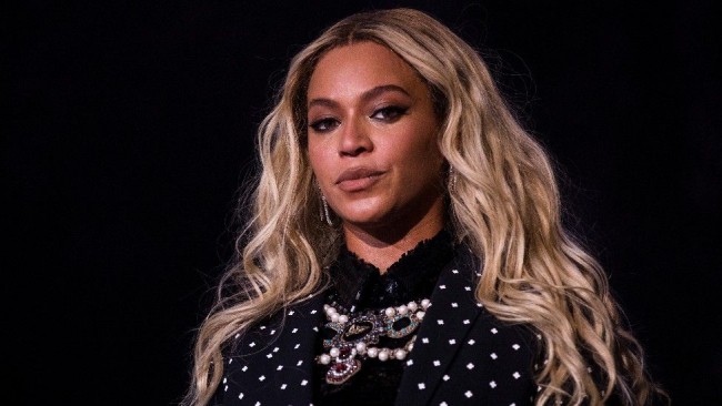 Beyoncé criticised for offensive lyric on new album