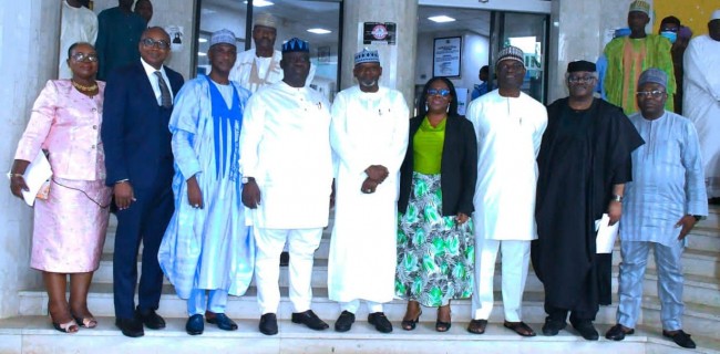 FG inaugurates new governing board for Nigerian Shippers' Council