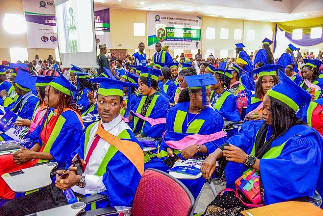 Obaseki offers automatic employment to 15 first-class graduates of Edo University