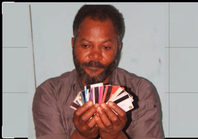 Police arrest man with 31 ATM cards over attempted fraud