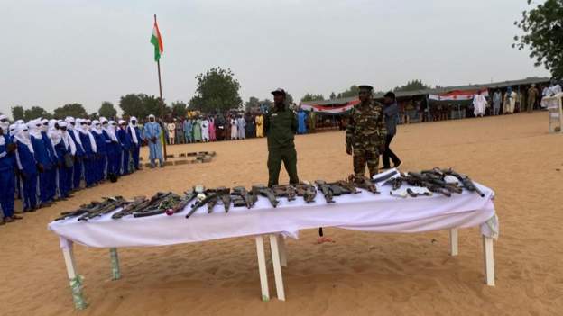 Dozens of kidnappers renounce violence in Niger Republic