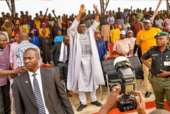 Niger gov confirms discussion with FG on completion of Babanna border market