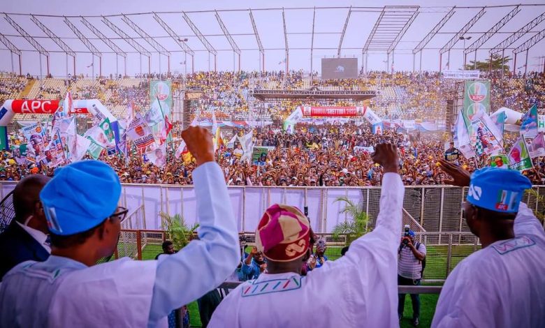 Tinubu hails Buhari at APC grand finale rally in Lagos