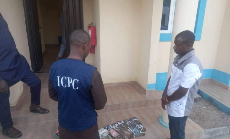 ICPC takes into custody N2m being ferried to a politician in Bauchi