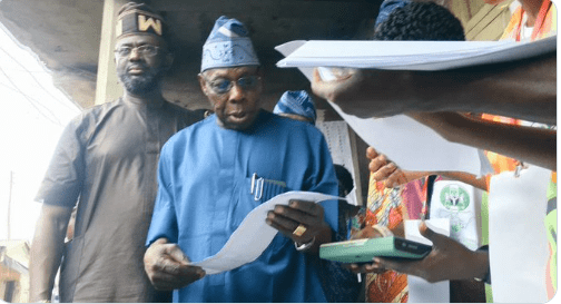 Obasanjo loses polling unit to APC, hails INEC for introducing BVAs