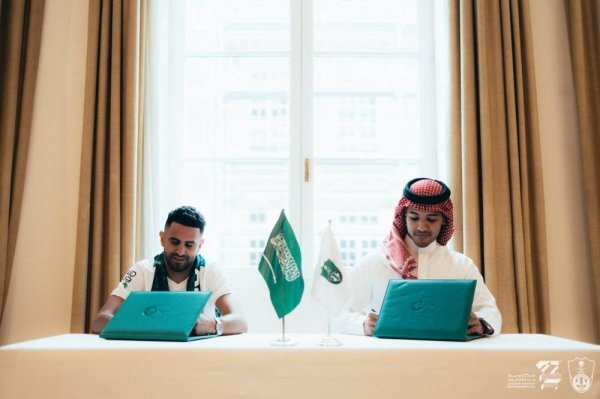 Riyad Mahrez join Saudi Arabia's Al-Ahli from Manchester City