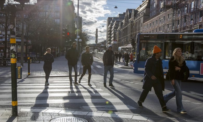 Majority of Swedes favor ban on Quran burning, poll shows