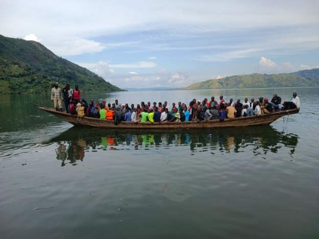 At least 30 drown, 160 missing in DR Congo boat accident