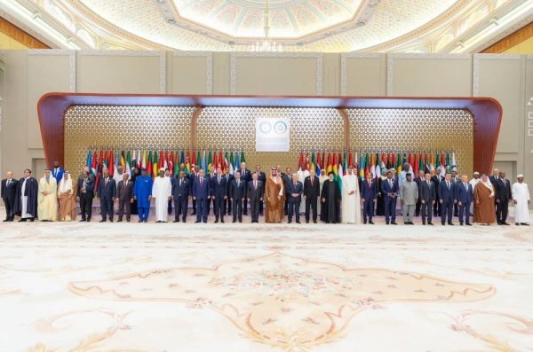 Arab-Islamic summit calls for weapons embargo on Israel, appeals for aid